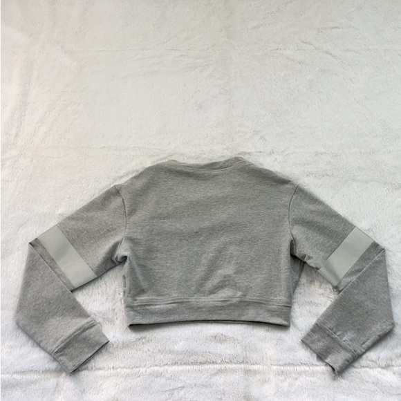 Like New Norma Kamali Gray Crop Reflective Sweatshirt Top - Picture 4 of 6